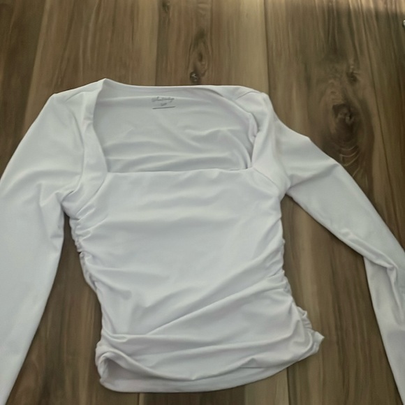 White square neck top - Picture 1 of 1